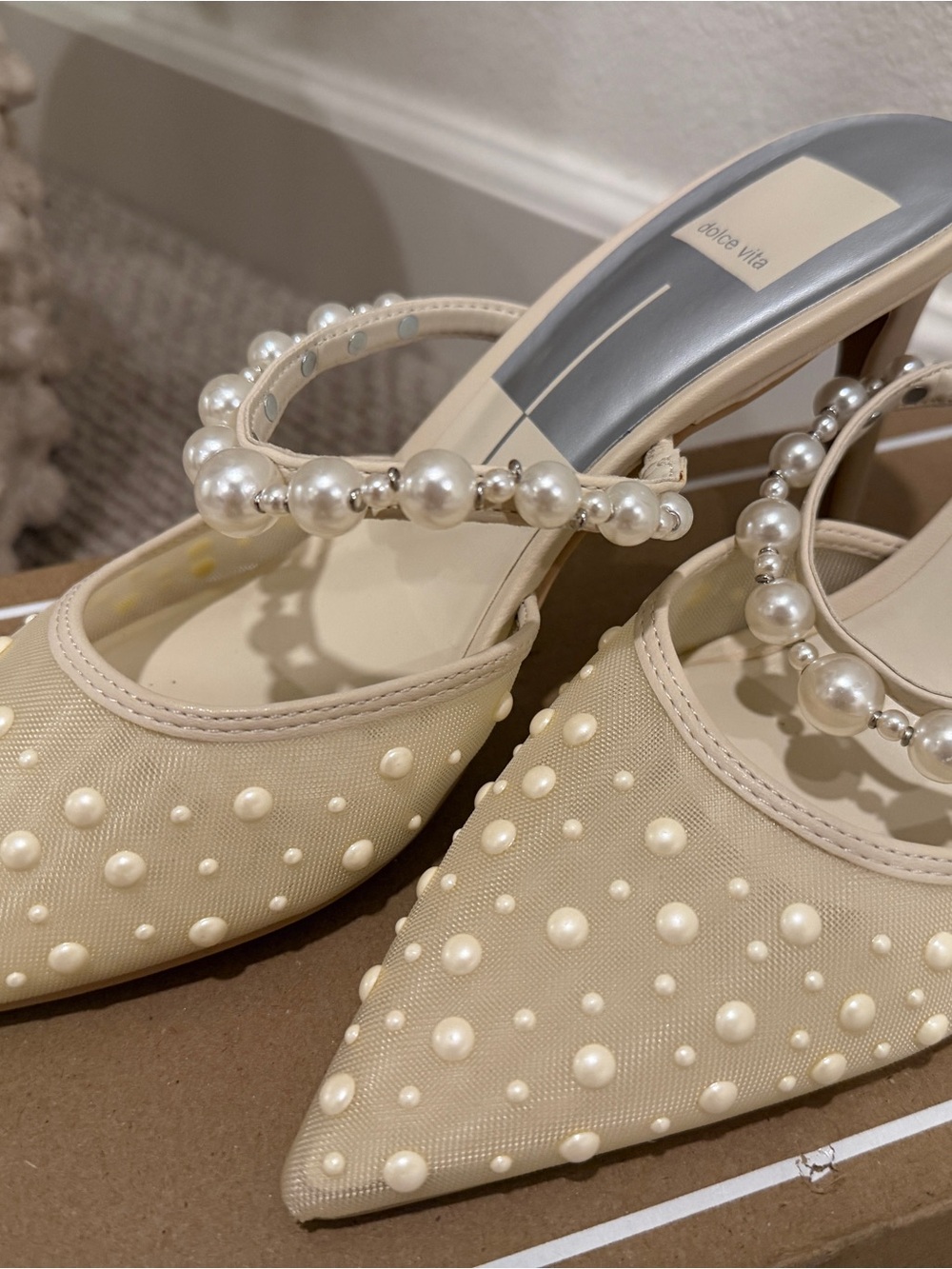 Dolce Vita Katik Pearl Bridal Mule Mesh Heels – Ivory/Cream – Size 8 - Picture 2 of 5